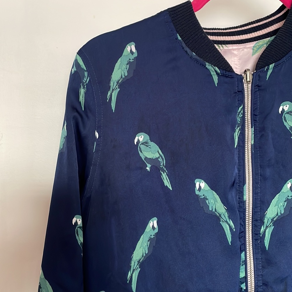 American Eagle reversible tropical parrot and fruit, floral bomber jacket - Picture 5 of 8